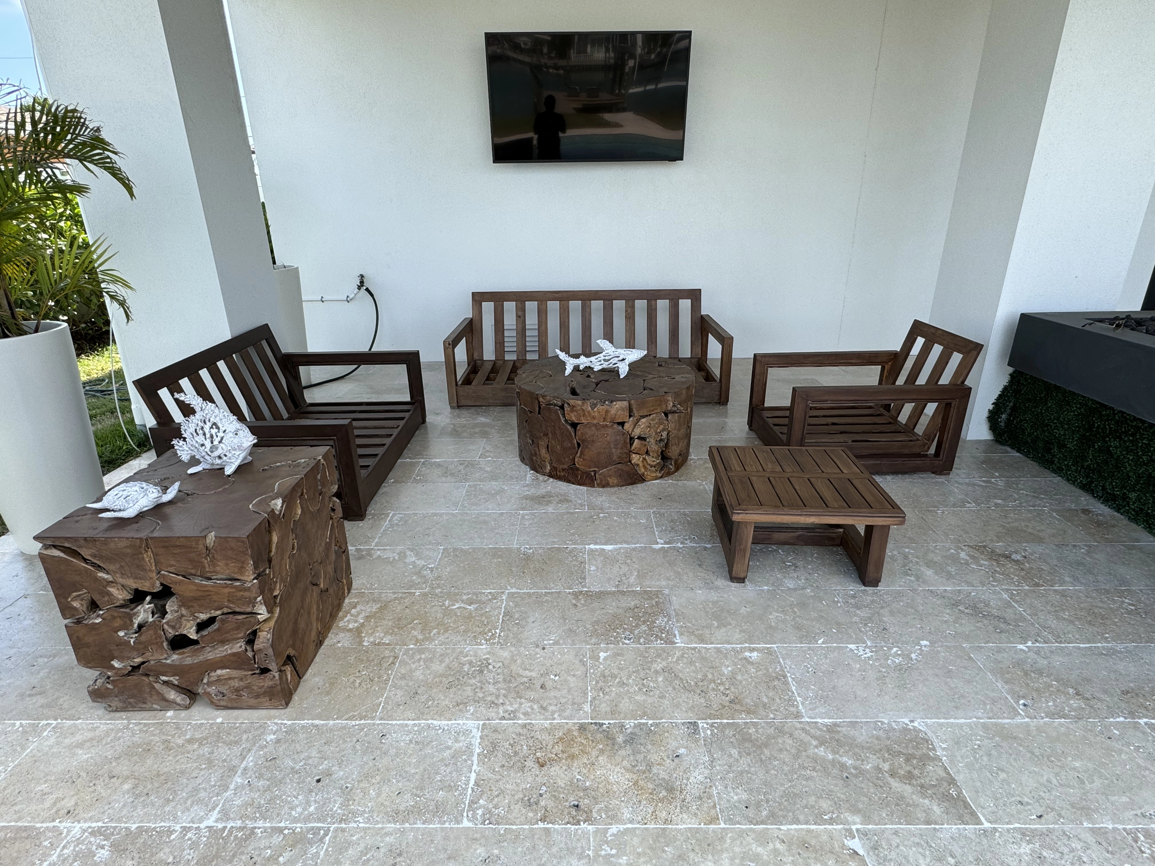 Outdoor furniture re-staining work | All Around Handyman